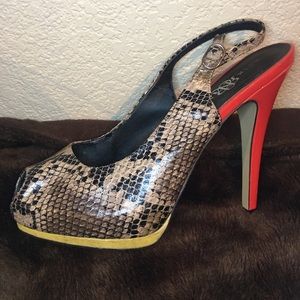Rock Republic Peep Toe